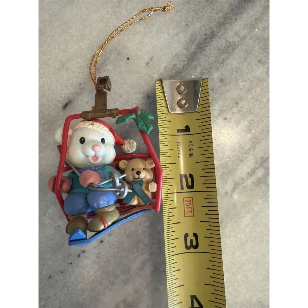 VTG Lustre Fame 1992 Christmas Tree Ornament Skiing MOUSE &‎ Bear Ski Lift